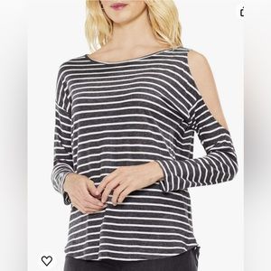 Two by Vince Camuto Gray Striped Long Sleeve Jewel Neck/ One Cold Should…